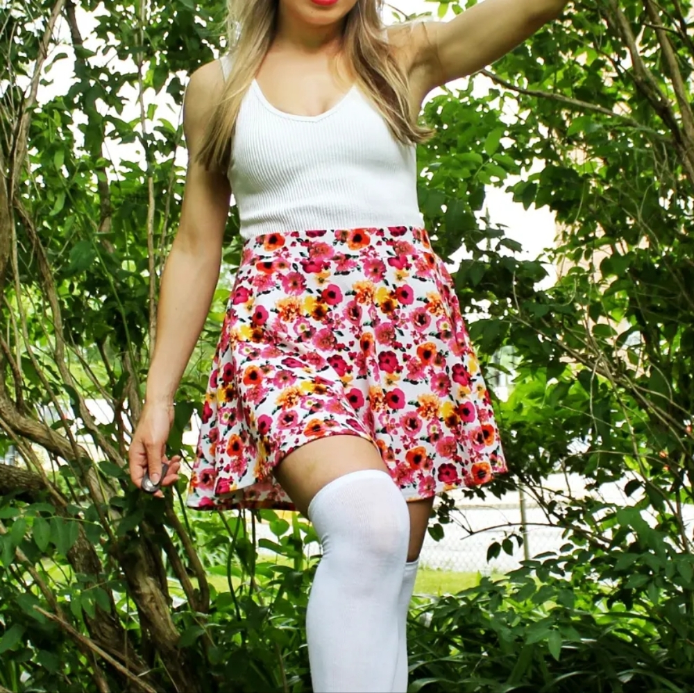 S-M Floral Circle Skirt